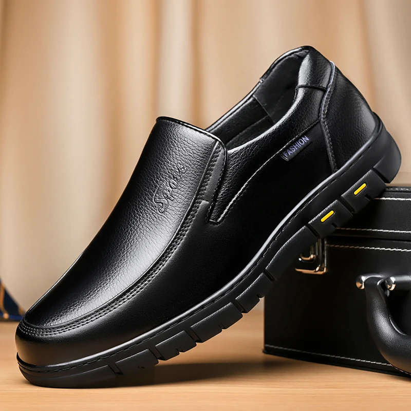 High Quality Leather Men Casua - Men Shoes Louboutin ulasan dan harga